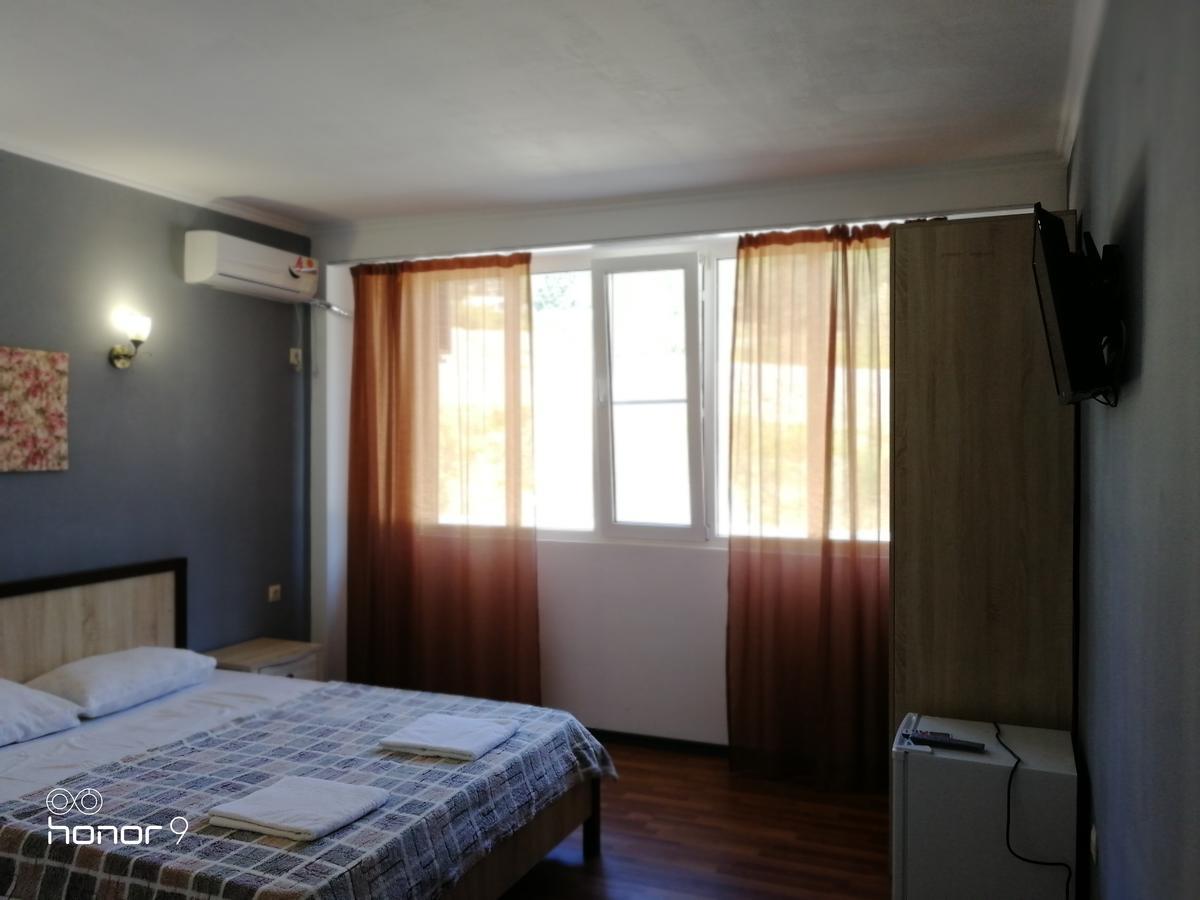 Mira Hotel New Athos ภายนอก รูปภาพ